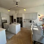 Frogner Central, Pool Table, 190 Sqm, 2 Bathrooms Oslo